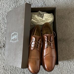 Florsheim Men's Tan Leather Oxfords
